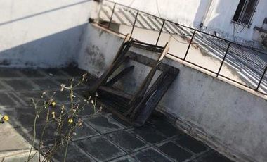 CHALET 5 AMBIENTES CON LOCAL  EN BARRIO POMPEYA