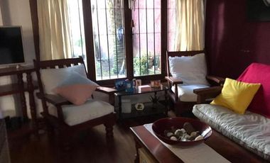 CHALET 5 AMBIENTES CON LOCAL  EN BARRIO POMPEYA