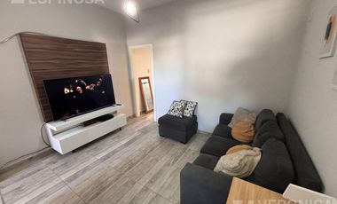 PH de dos ambientes en venta, Moron Sur