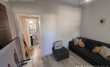 PH de dos ambientes en venta, Moron Sur