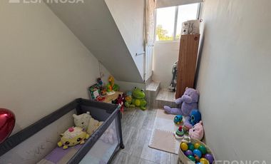 PH de dos ambientes en venta, Moron Sur