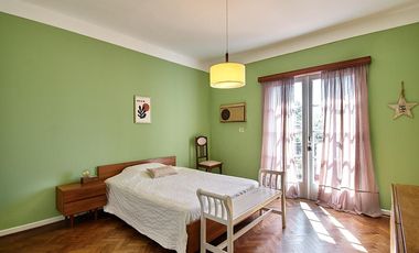 Chalet de 4 Ambientes en Castelar Sur con pileta y quincho