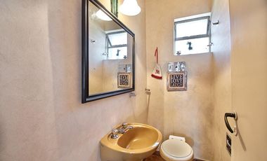 Chalet de 4 Ambientes en Castelar Sur con pileta y quincho