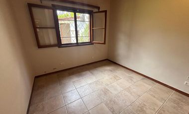 Chalet en zona residencial - La Lucila