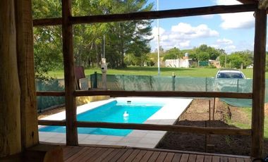 Casa en venta - 2 Dormitorios 1 Baño - Entre Ríos