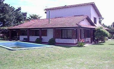 EXCELENTE QUINTA SOBRE DOS PARCELAS CON DOS VIVIENDAS EN MIRAMAR