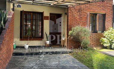 DUPLEX DE TRES AMBIENSTES EN ITUZAINGO