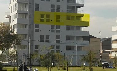 Departamento en venta - 3 Dormitorios 2 Baños - 80Mts2 - Castelar