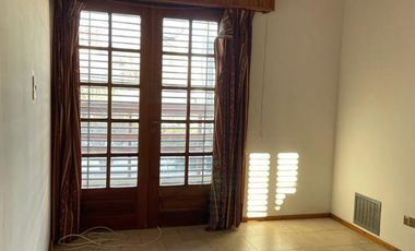 Casa - Área Centro Oeste