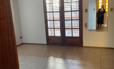 Casa - Área Centro Oeste