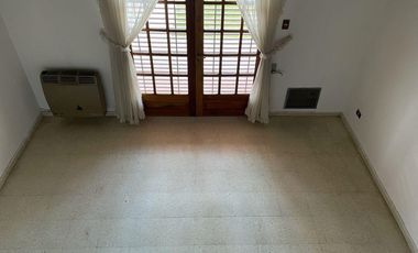 Casa - Área Centro Oeste