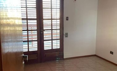 Casa - Área Centro Oeste