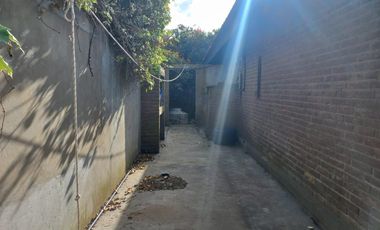 Casa en venta - 2 Dormitorios 1 Baño - Ostende