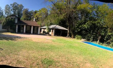 Casa en venta - 5 Dormitorios 3 Baños - 1200mts2 - La Plata