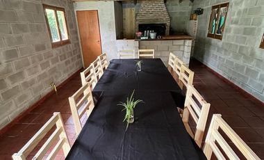 Casa en venta - 5 Dormitorios 3 Baños - 1200mts2 - La Plata