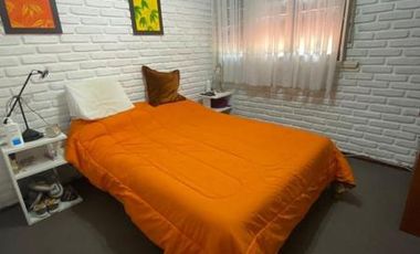 Chalet 5 ambientes con garage doble y parque en Brandsen e  Italia