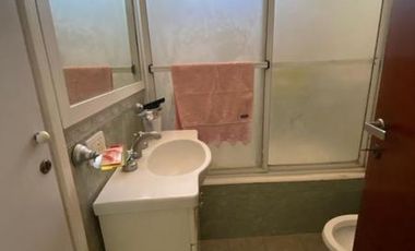 Chalet 5 ambientes con garage doble y parque en Brandsen e  Italia