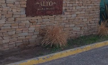 Casa a Terminar en Barrio Privado Distrito Alto