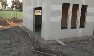 Casa a Terminar en Barrio Privado Distrito Alto