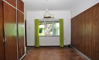 Casa en Planta Baja en Olivos ideal para reciclar