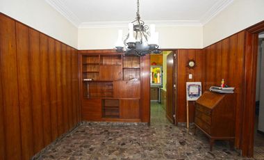 Casa en Planta Baja en Olivos ideal para reciclar