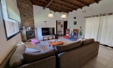 Venta - Casa - Barrio Parque Exaltación - Exaltación de la Cruz