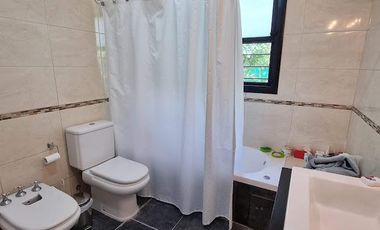 Venta - Casa - Barrio Parque Exaltación - Exaltación de la Cruz