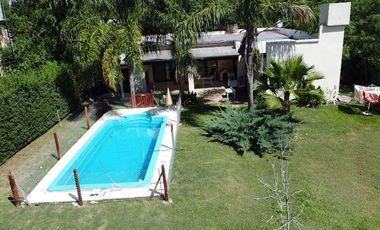 Venta - Casa - Barrio Parque Exaltación - Exaltación de la Cruz