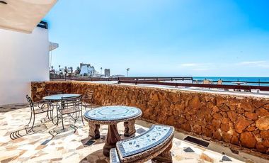 Casa en Renta frente al mar en el centro de Rosarito