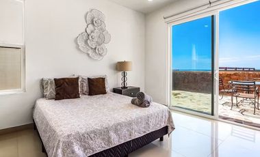 Casa en Renta frente al mar en el centro de Rosarito