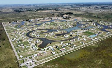 Terreno en venta - 865mts2 - Santa Clara al Sur