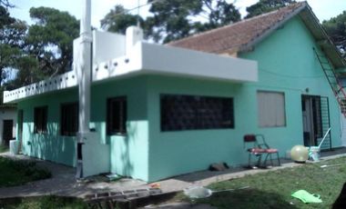 Quinta de 7500m2 con casas, galpones, y stud para caballos