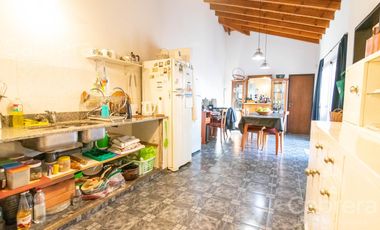 Casa en  Villa Castels 3/4 dormitorios