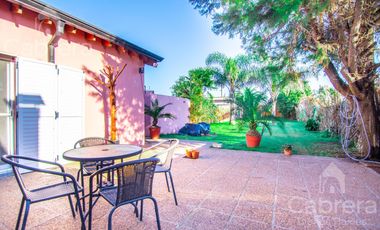 Casa en  Villa Castels 3/4 dormitorios