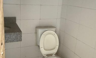 Depósito de 698 m2 cubiertos en Florida