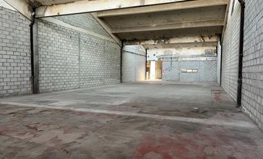 Depósito de 375 m2 cubiertos en Florida