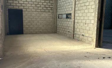 Depósito de 375 m2 cubiertos en Florida