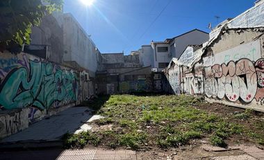 Lote de 241m2 en Alvarado y Buenos Aires