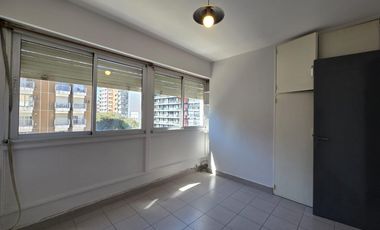 Dpto en ALQUILER: 2 dormitorios - Bv Illia esq Bv Chacabuco