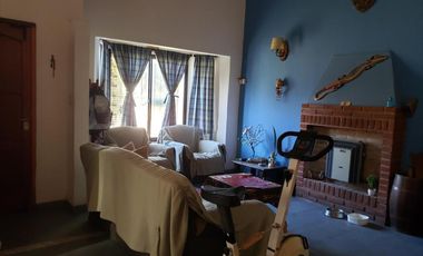 Casa en venta - 2 Dormitorios 1 Baño - 260mts2 - Aguas Verdes