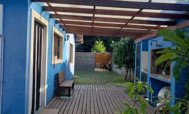 Casa en venta - 2 Dormitorios 1 Baño - 260mts2 - Aguas Verdes