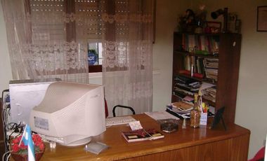 CHALET 5 AMBIENTES EN GASCON Y JUJUY