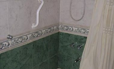 CHALET 5 AMBIENTES EN GASCON Y JUJUY