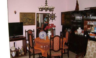 CHALET 5 AMBIENTES EN GASCON Y JUJUY