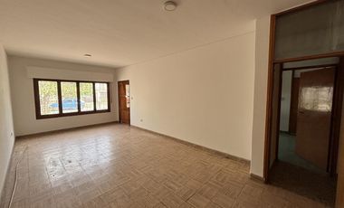 Casa en alquiler calle Pueyrredón