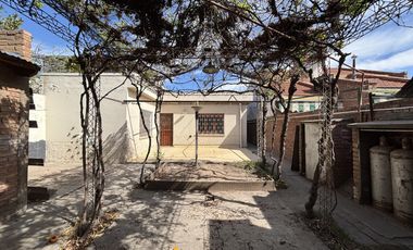 Casa en alquiler calle Pueyrredón