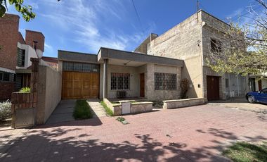 Casa en alquiler calle Pueyrredón