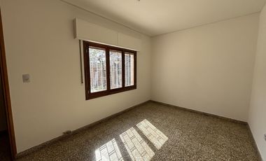 Casa en alquiler calle Pueyrredón