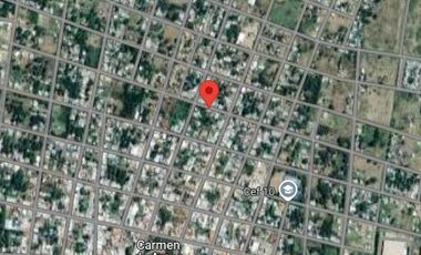 Casa en venta - 2 Dormitorios 2 Baños - 205Mts2 - Carmen de Areco