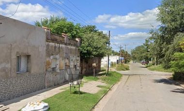 Casa en venta - 2 Dormitorios 2 Baños - 205Mts2 - Carmen de Areco